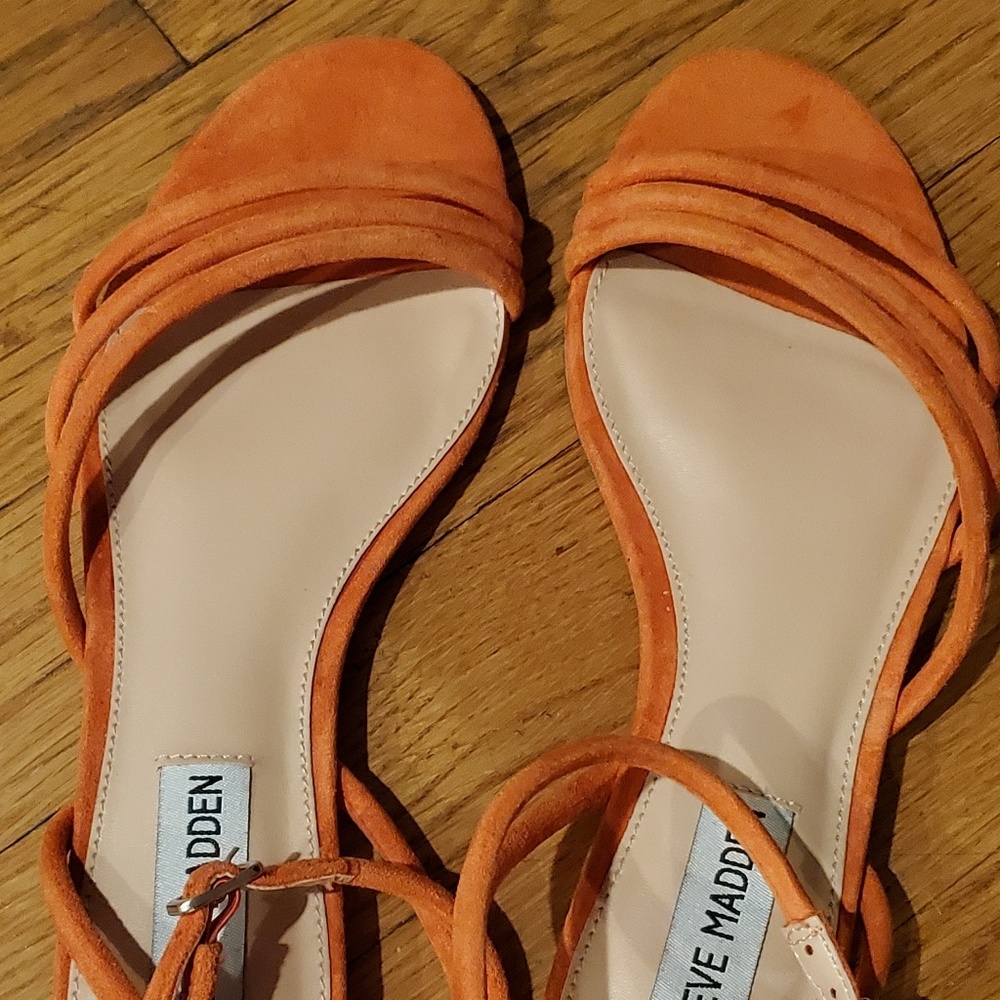 Sandals - Picture 3 of 4